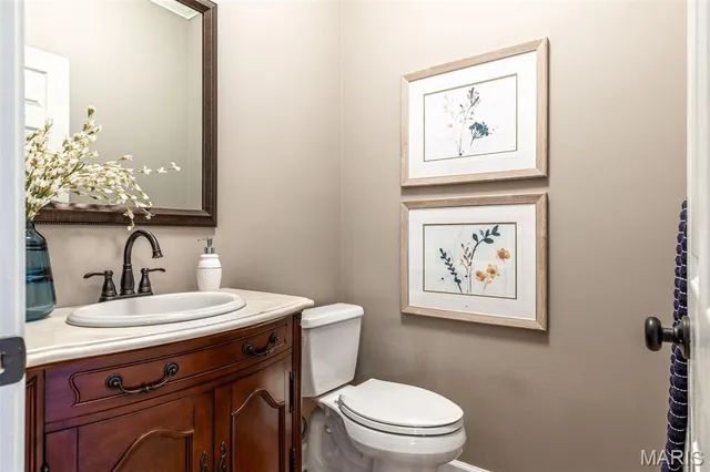 $979,000 | 7 Whitmoor Court, Weldon Spring, MO 63304