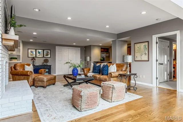 $979,000 | 7 Whitmoor Court, Weldon Spring, MO 63304