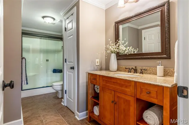 $979,000 | 7 Whitmoor Court, Weldon Spring, MO 63304