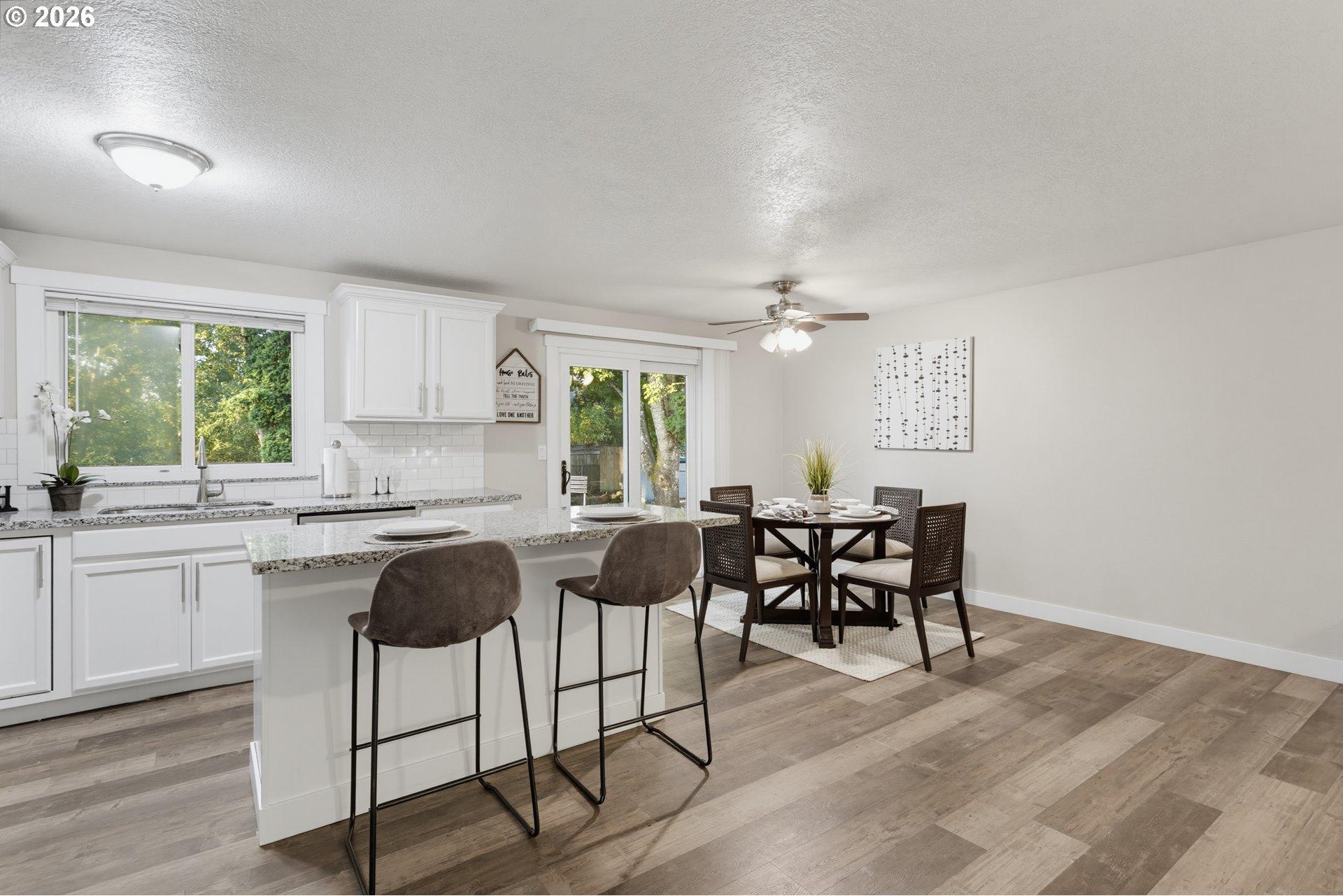 9705 Northeast Burton Road Vancouver, WA 98664 - Photo 12 of 39 Gallery Image 12