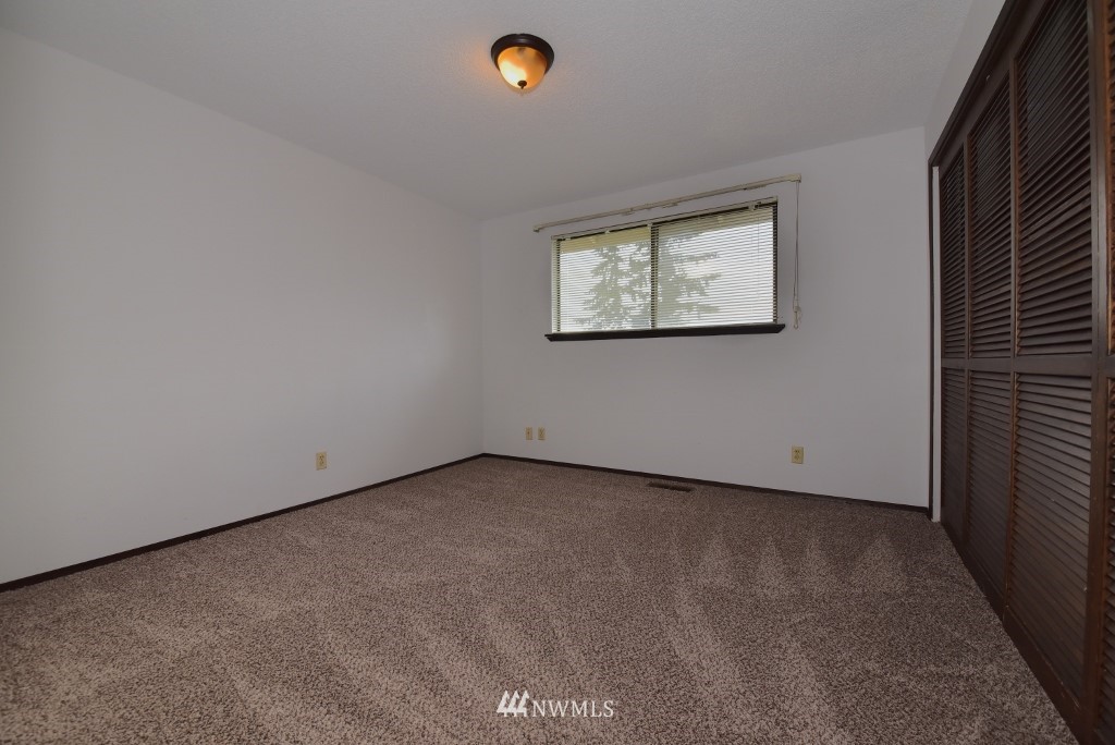 1045 Chestnut Street Bremerton, WA 98310 - Photo 15 of 25 Gallery Image 15