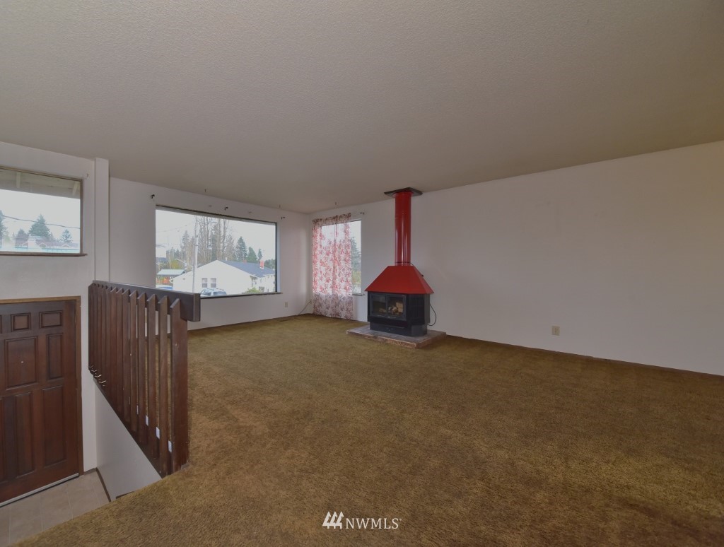 1045 Chestnut Street Bremerton, WA 98310 - Photo 17 of 25 Gallery Image 17