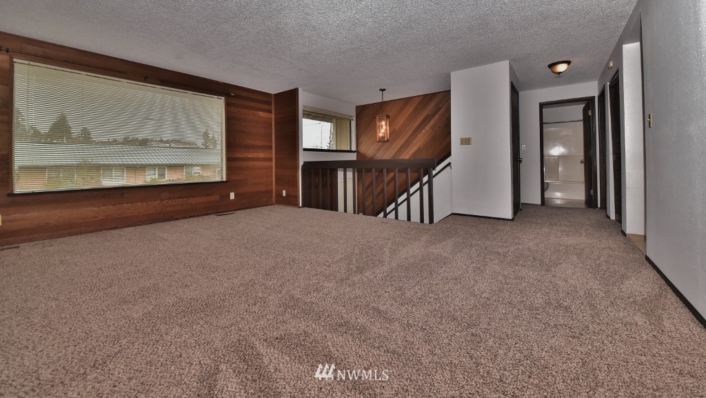 1045 Chestnut Street Bremerton, WA 98310 - Photo 7 of 25 Gallery Image 7