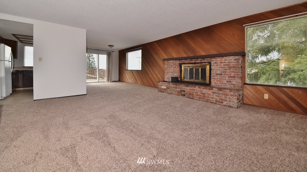 1045 Chestnut Street Bremerton, WA 98310 - Photo 8 of 25 Gallery Image 8