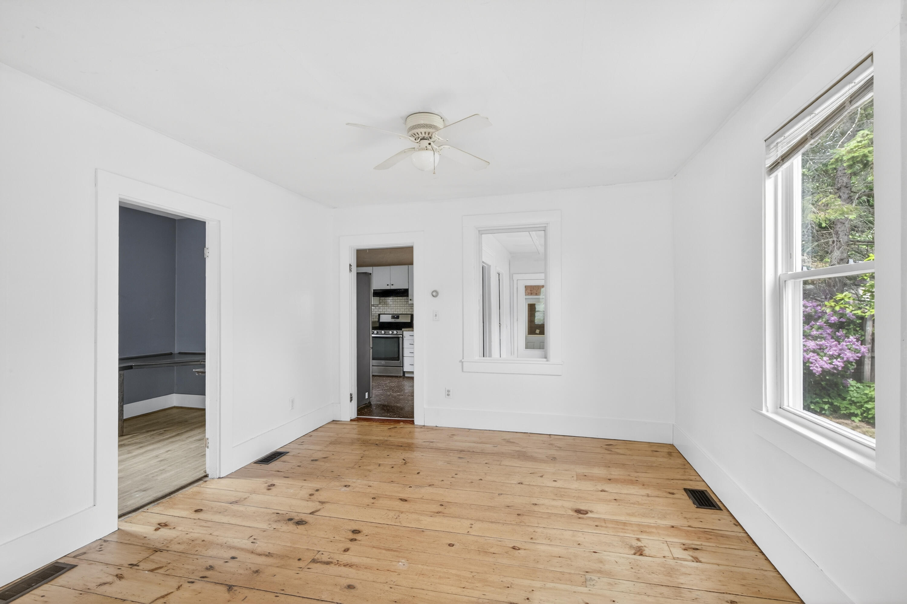15 Tea Street Rockland, ME 04841 - Photo 11 of 39 18-15TeaStreet-Rockland-KS