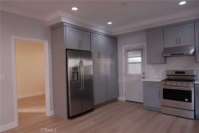 $3,200 | 500 North Resh Place, Unit B, Anaheim, CA 92805