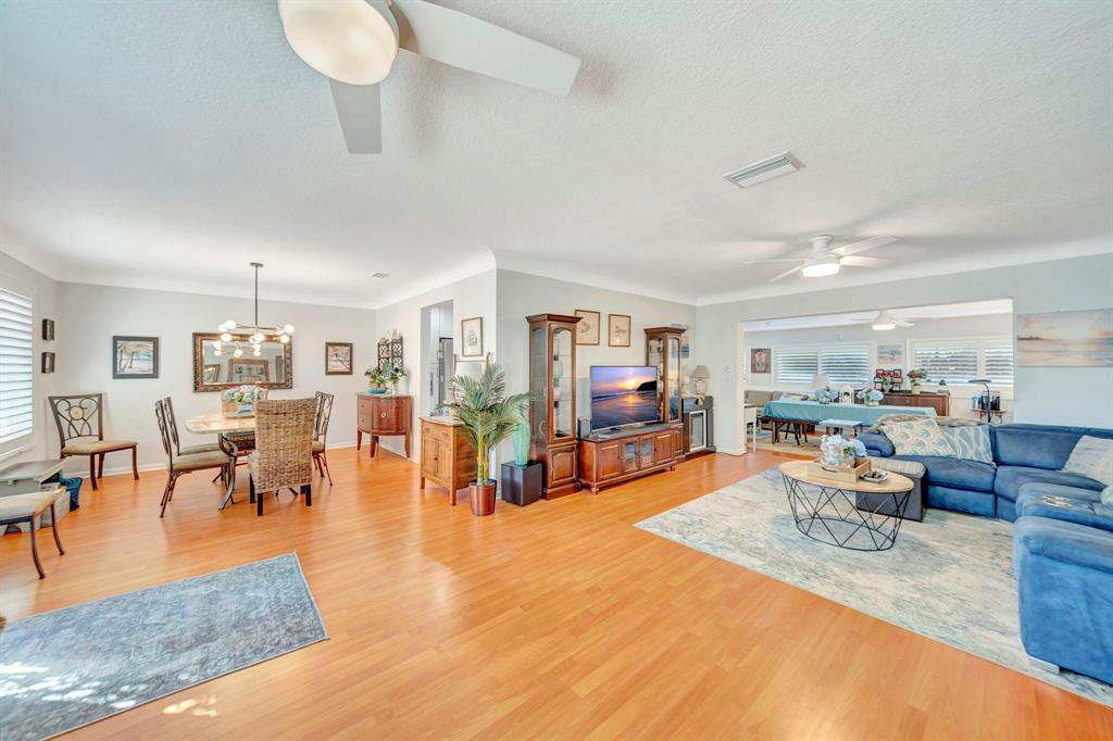 2611 Northeast 53rd Street Lighthouse Point, FL 33064 - Photo 12 of 63