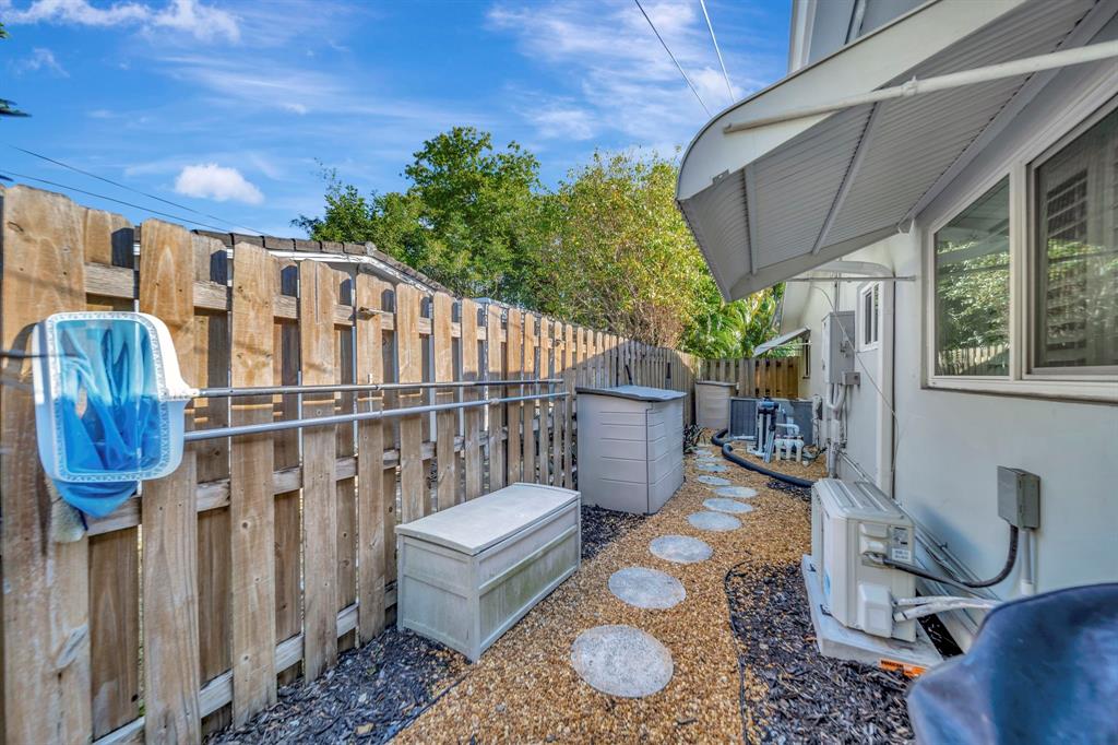 2611 Northeast 53rd Street Lighthouse Point, FL 33064 - Photo 47 of 63