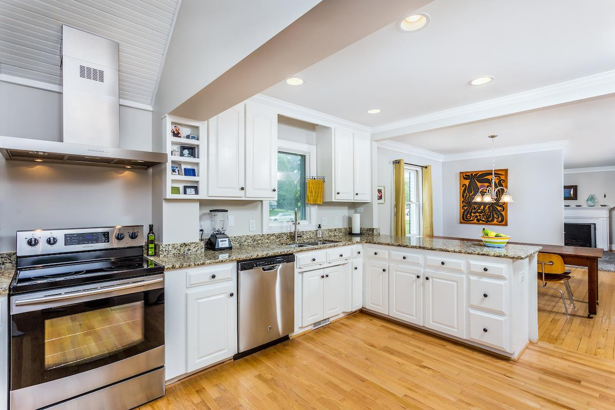 1319 Brooks Avenue Raleigh, NC 27607 - Photo 9 of 25 Photo 9