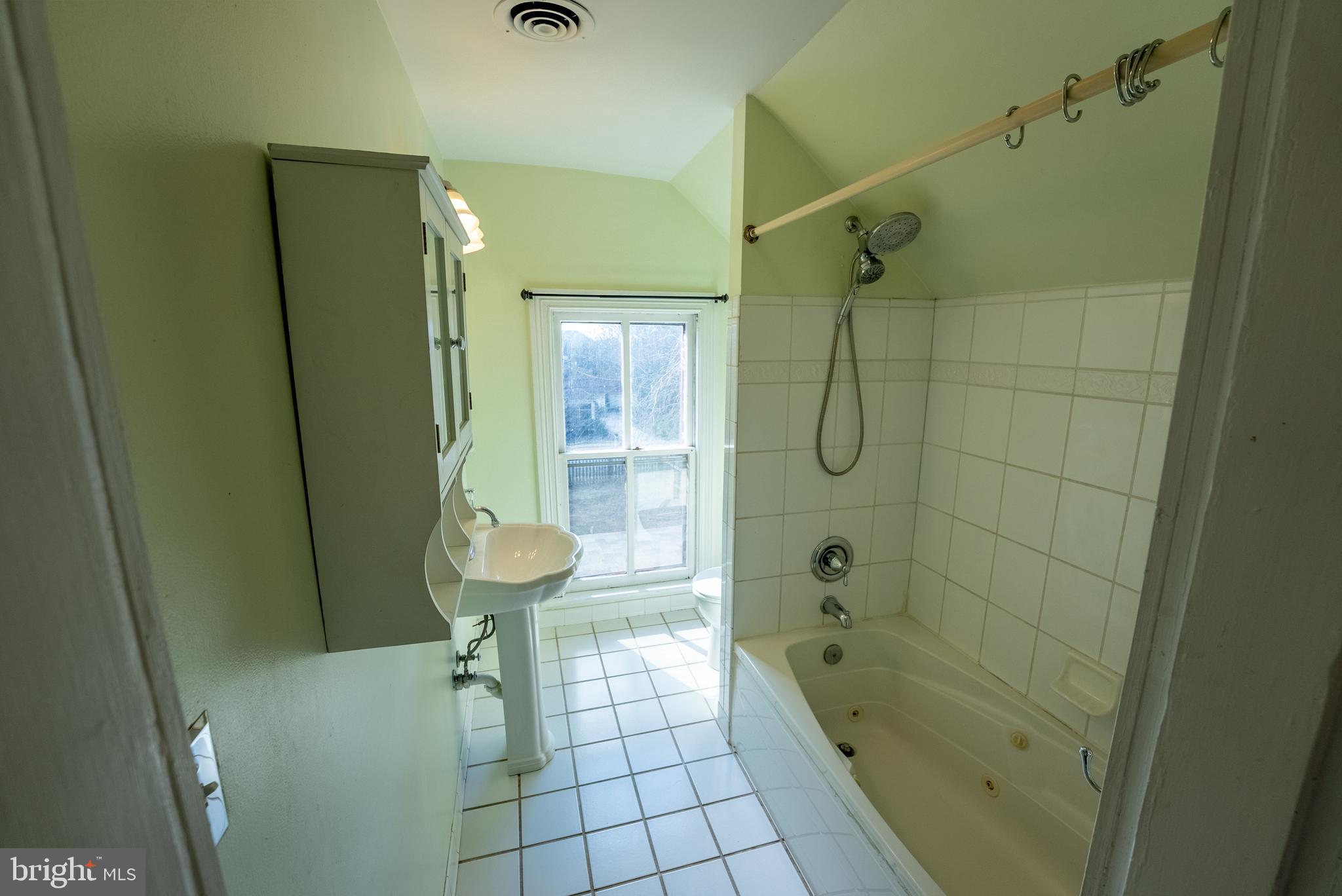 2201 Salisbury Road Silver Spring, MD 20910 - Photo 18 of 28
