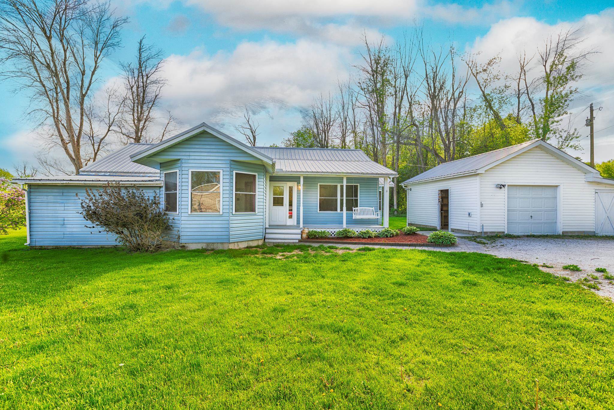 100 Christopher Road Alburgh, VT 05440 - Photo 2 of 58