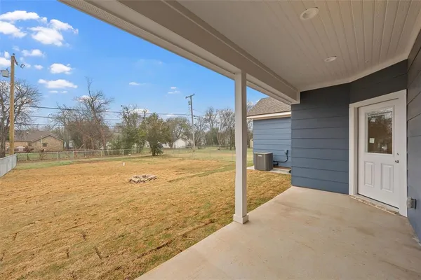 a view of a house with a outdoor space