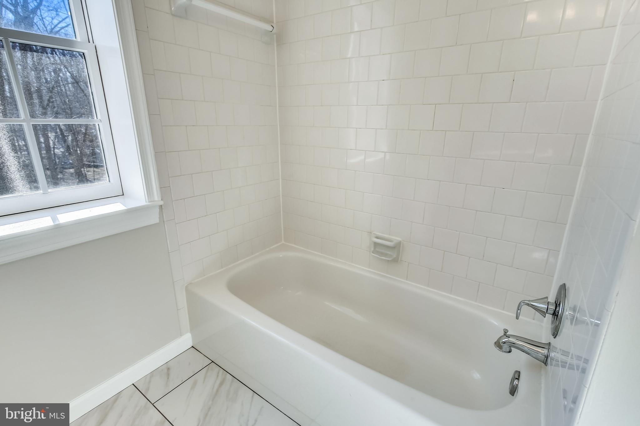1716 Besley Road Vienna, VA 22182 - Photo 38 of 90 Gallery Image 38