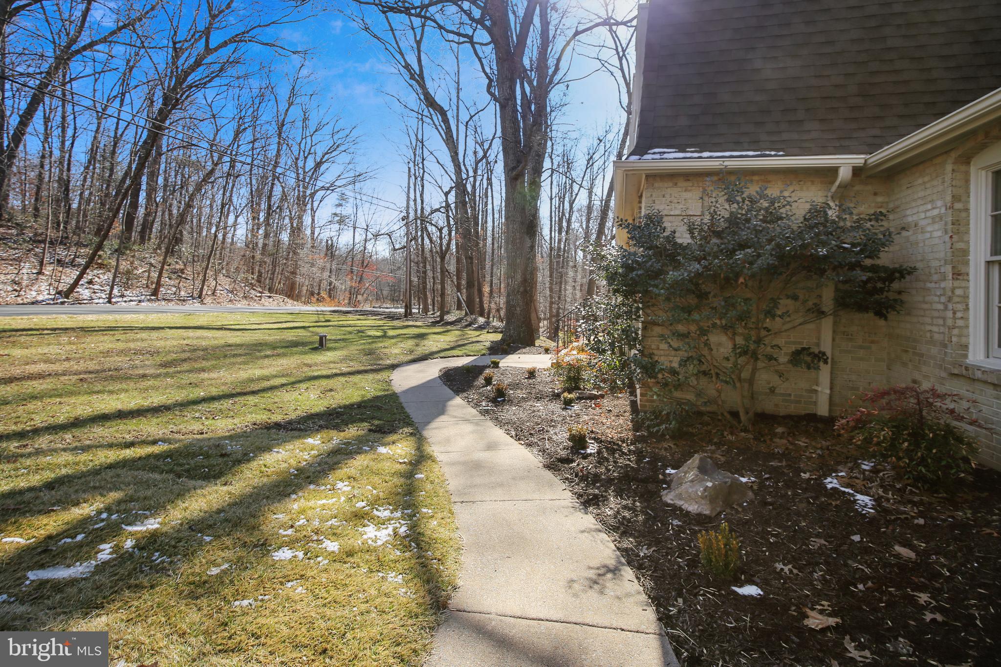 1716 Besley Road Vienna, VA 22182 - Photo 76 of 90 Gallery Image 76