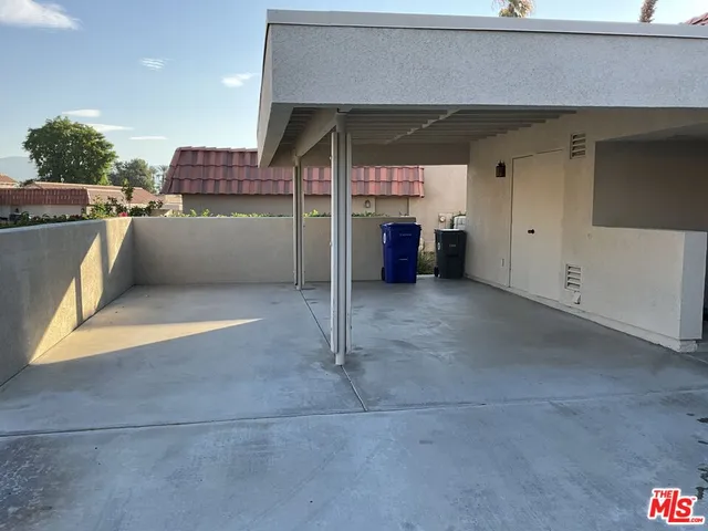 a view of a storage & utility room