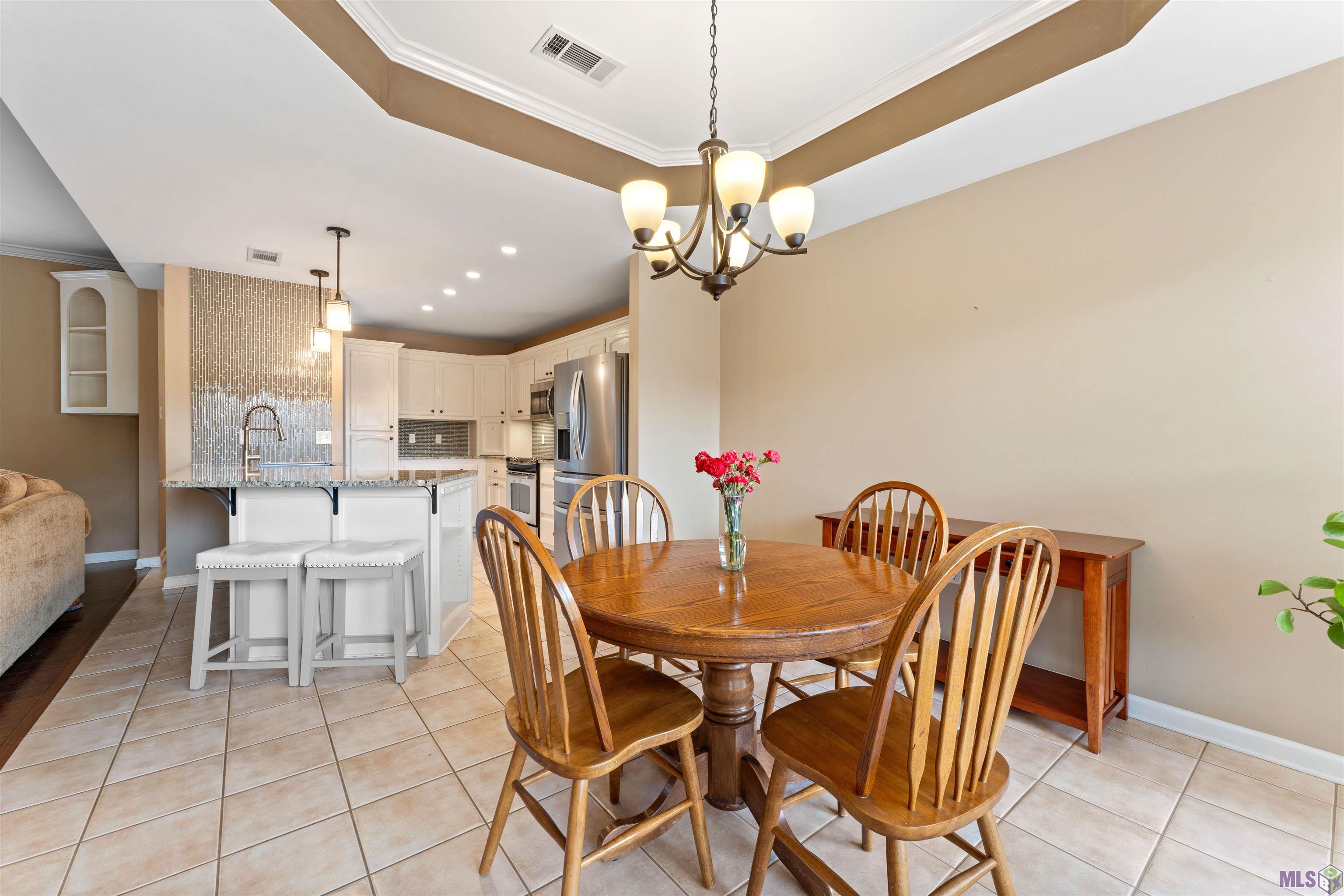 4013 Meadow Ridge Drive Baton Rouge, LA 70817 - Photo 9 of 25 Gallery Image 9