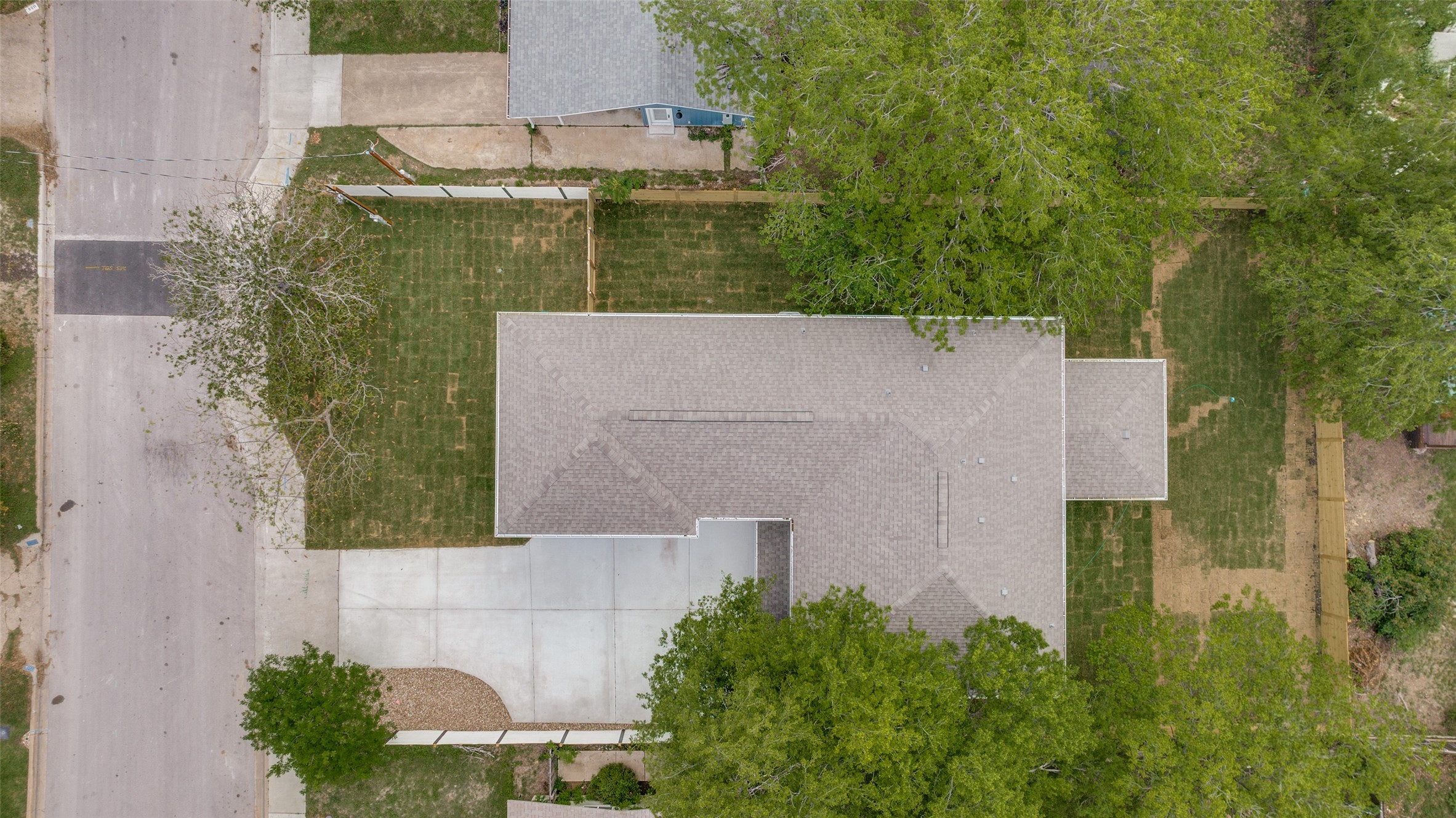 8012 Gault Street Austin, TX 78757 - Photo 44 of 47