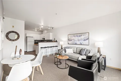 $320,000 | 1620 Belmont Avenue, Unit 623, Seattle, WA 98122