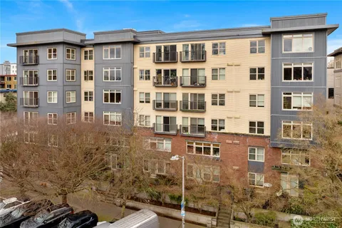 $320,000 | 1620 Belmont Avenue, Unit 623, Seattle, WA 98122