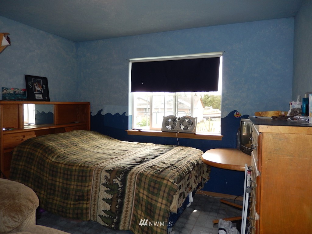 8012 188th Avenue Southwest Rochester, WA 98579 - Photo 13 of 24