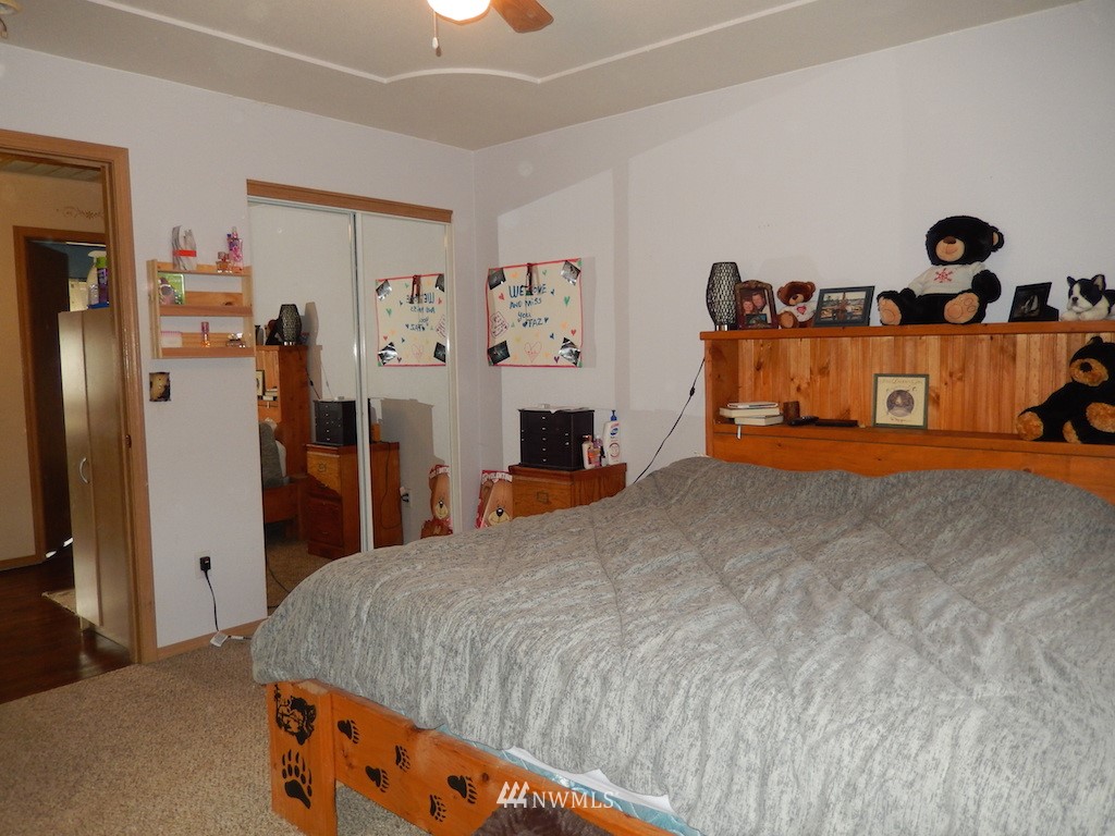 8012 188th Avenue Southwest Rochester, WA 98579 - Photo 16 of 24