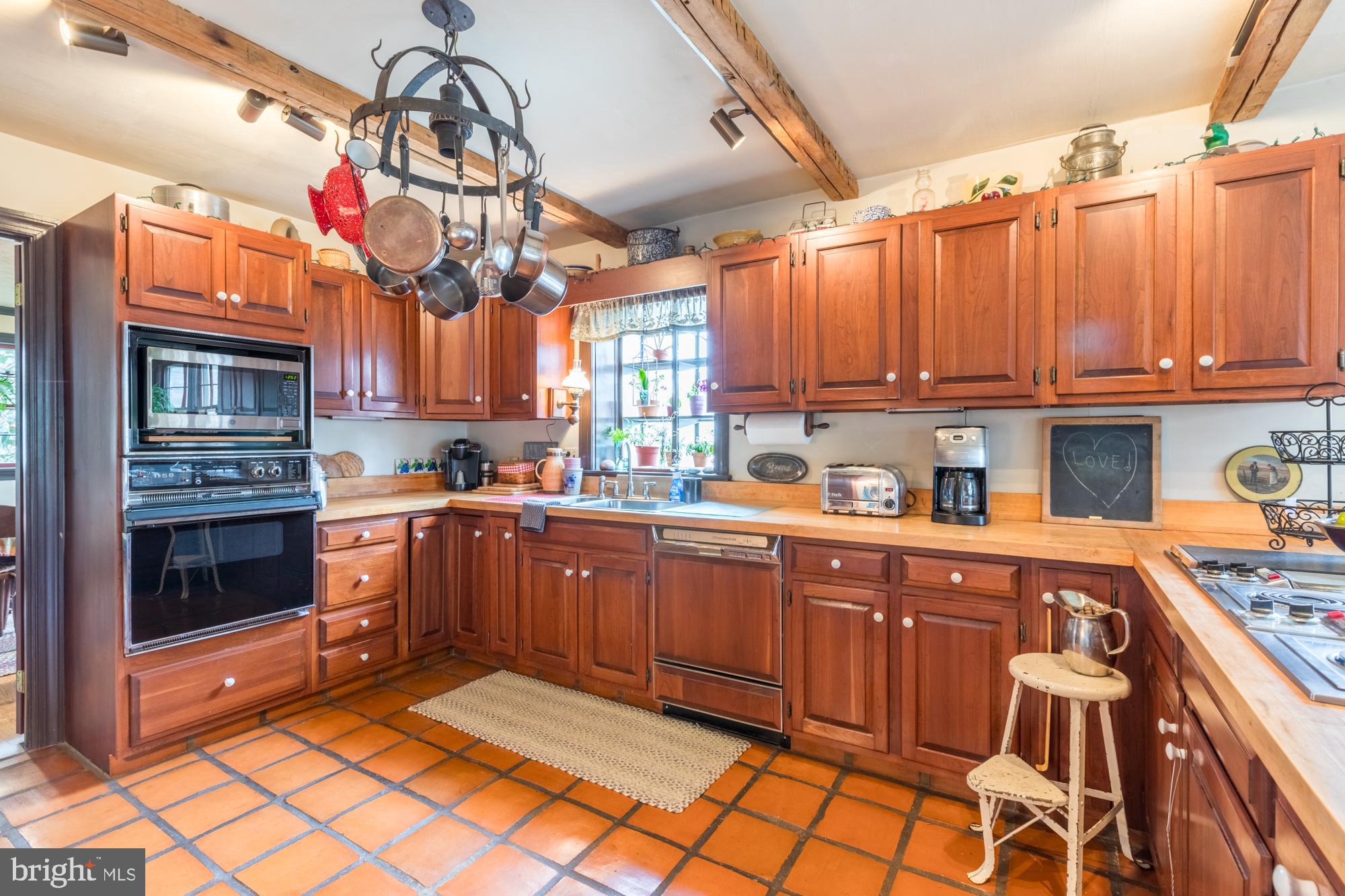 10509 Wickens Road Vienna, VA 22181 - Photo 18 of 57 Gallery Image 18