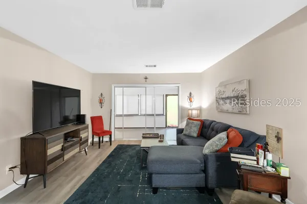 $225,000 | 3 Marsh Harbor Drive, Unit 3E, Beaufort, SC 29907