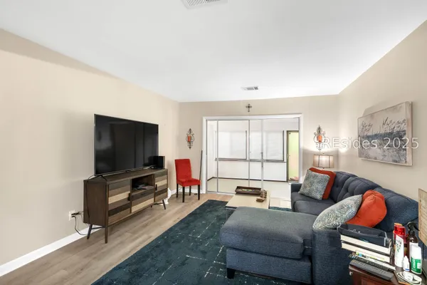 $225,000 | 3 Marsh Harbor Drive, Unit 3E, Beaufort, SC 29907