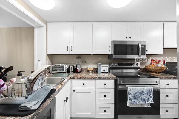 $225,000 | 3 Marsh Harbor Drive, Unit 3E, Beaufort, SC 29907