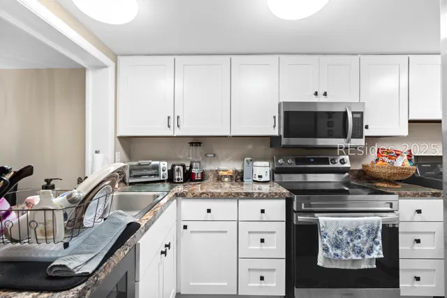 $240,000 | 3 Marsh Harbor Drive, Unit 3E, Beaufort, SC 29907