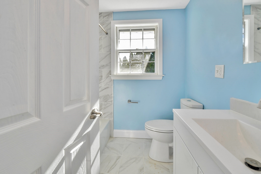 10 Fitzpatrick Avenue Brockton, MA 02301 - Photo 20 of 41