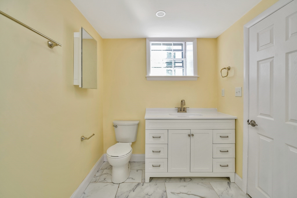 10 Fitzpatrick Avenue Brockton, MA 02301 - Photo 29 of 41