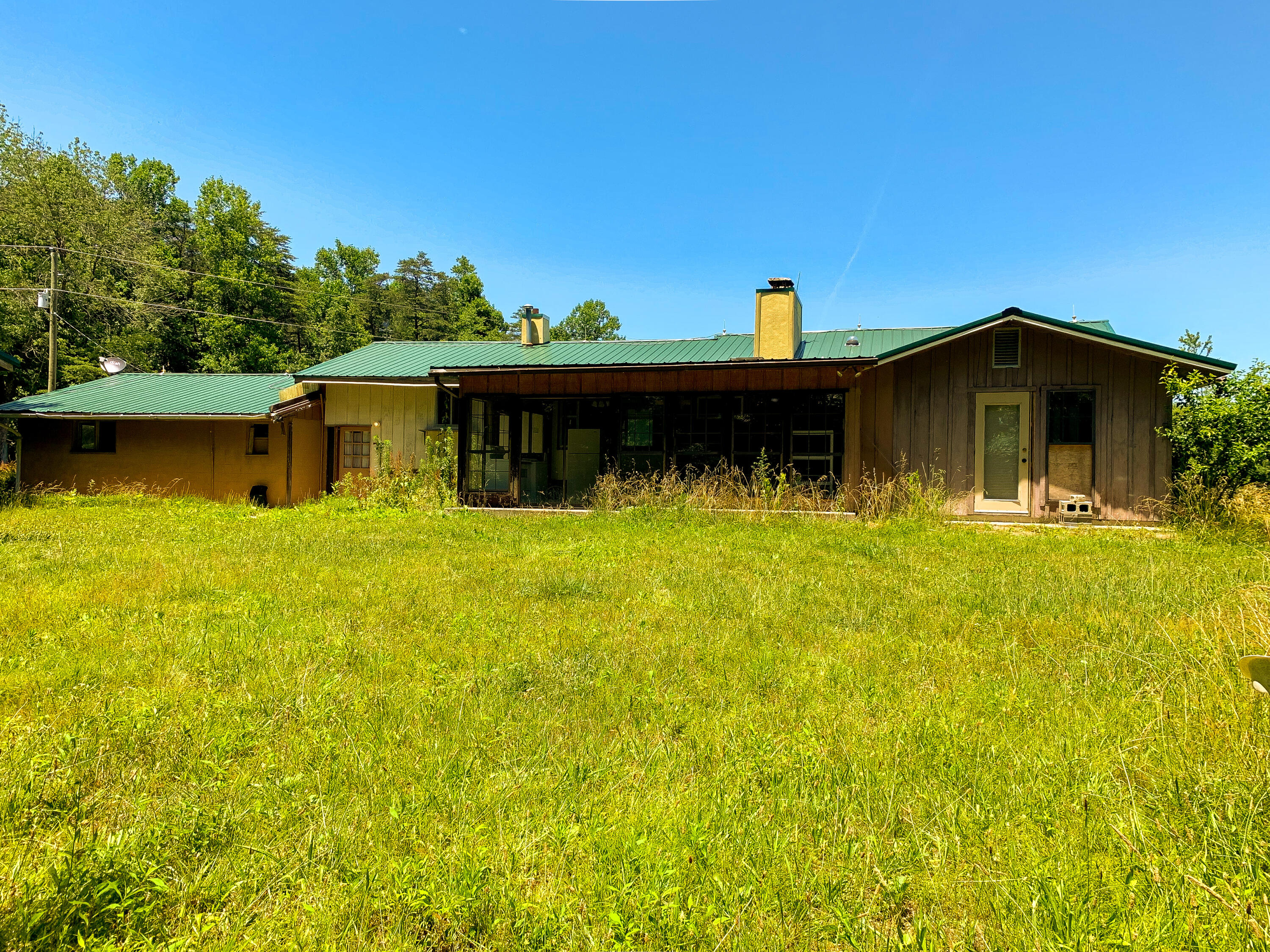 597 Shaver Road Dayton, TN 37321 - Photo 6 of 22 IMG_3915