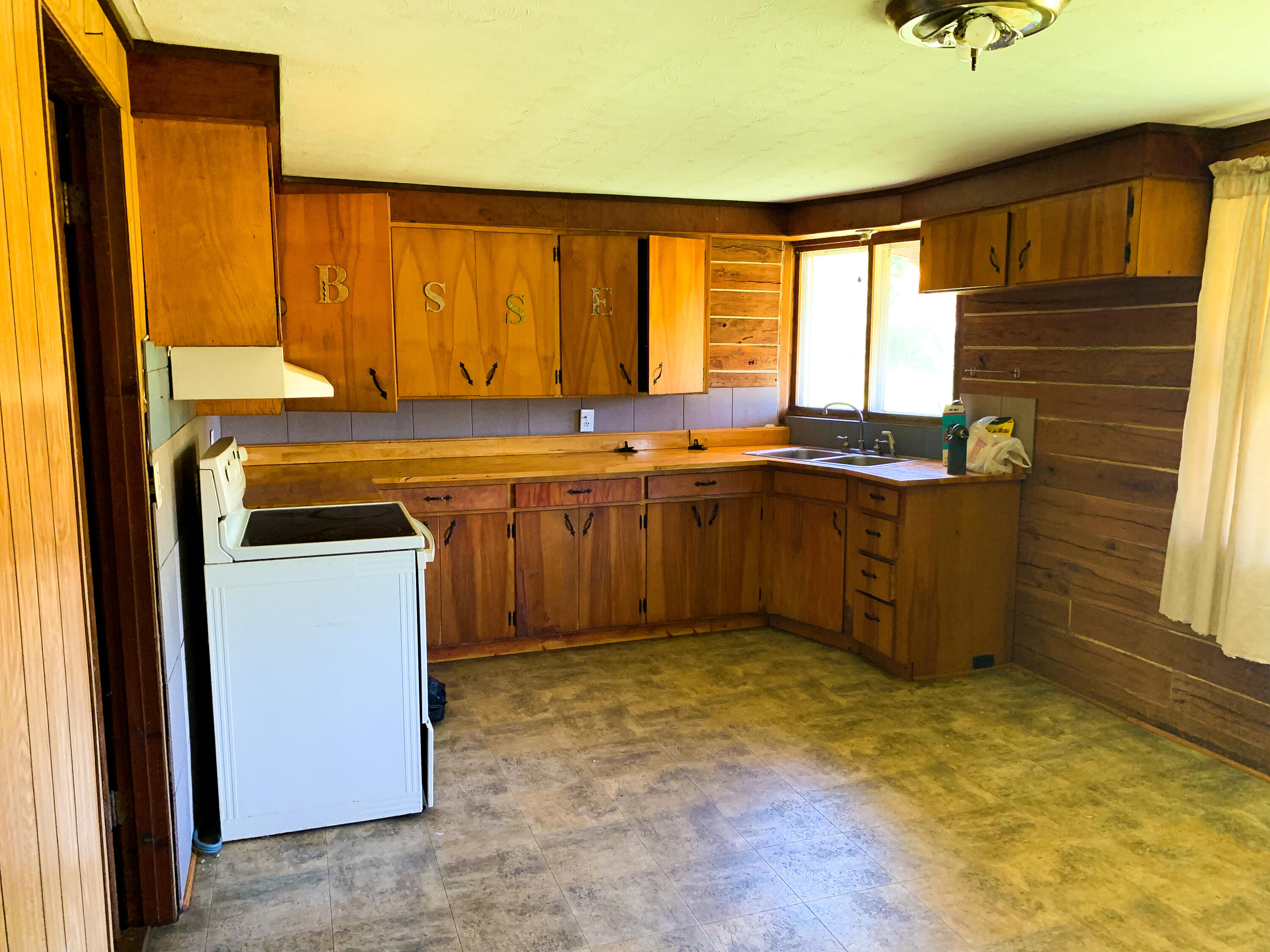 597 Shaver Road Dayton, TN 37321 - Photo 7 of 22 IMG_3887