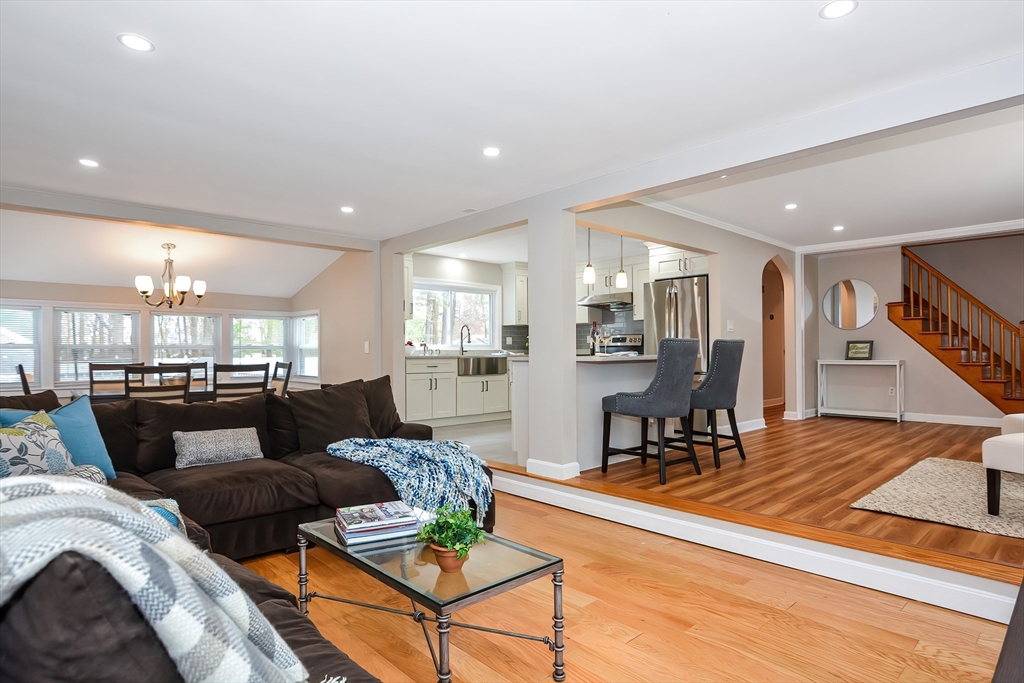 7 Ashdale Road Canton, MA 02021 - Photo 8 of 37 Gallery Image 8
