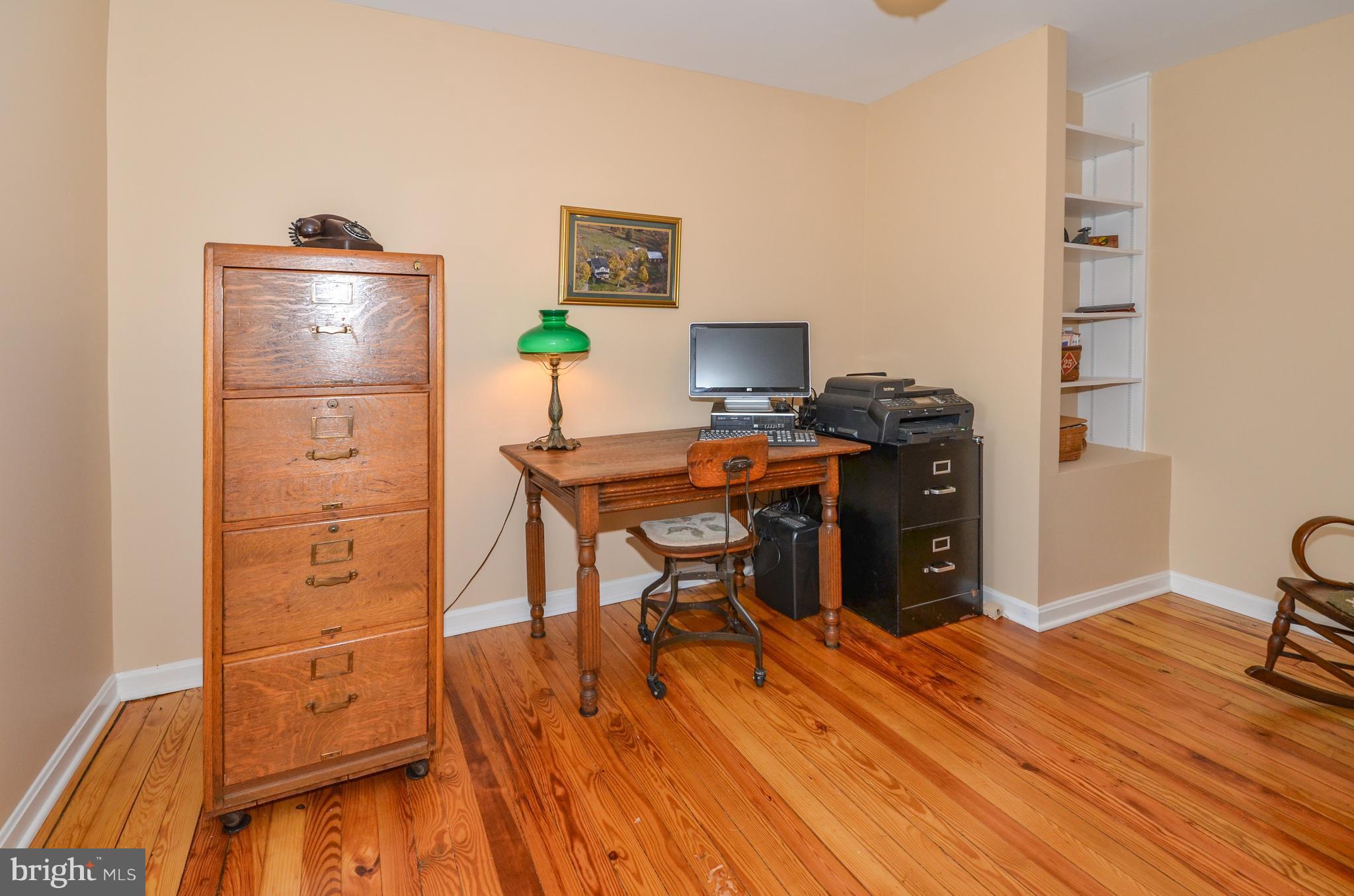 18912 Black Oak Road Purcellville, VA 20132 - Photo 15 of 66 Main level also features office/den and half bath
