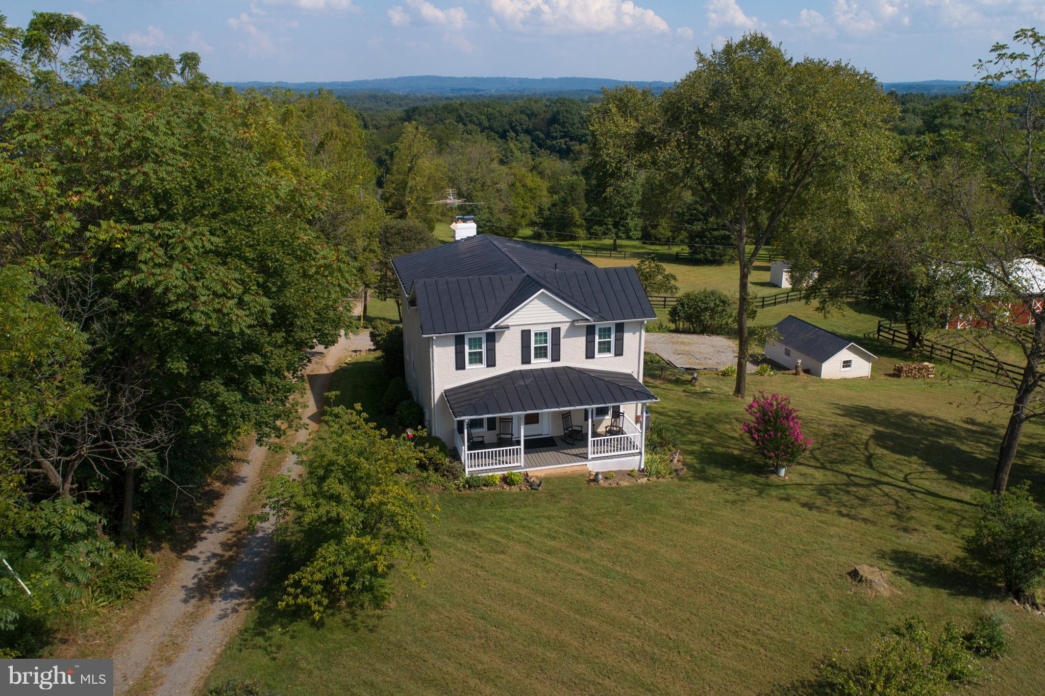 18912 Black Oak Road Purcellville, VA 20132 - Photo 36 of 66 Gallery Image 36