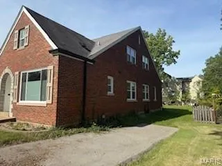 $775,000 | 803 North Kirkwood Road, St. Louis, MO 63122