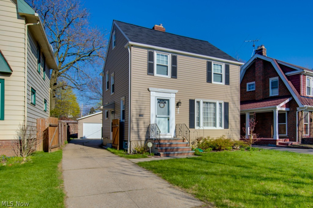 955 Rushleigh Road Cleveland Heights, OH 44121 - Photo 1 of 25