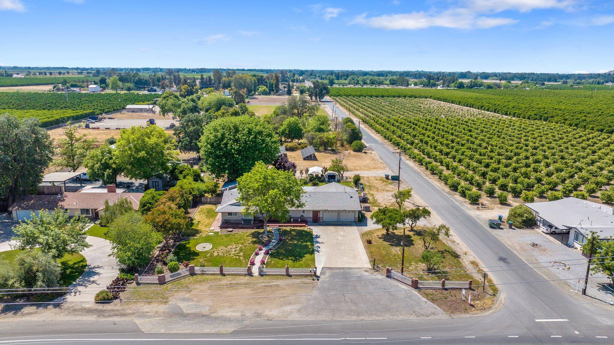 29979 Road 196 Exeter, CA 93221 - Photo 60 of 70 70-web-or-mls-DJI_20250429143533_0266_D