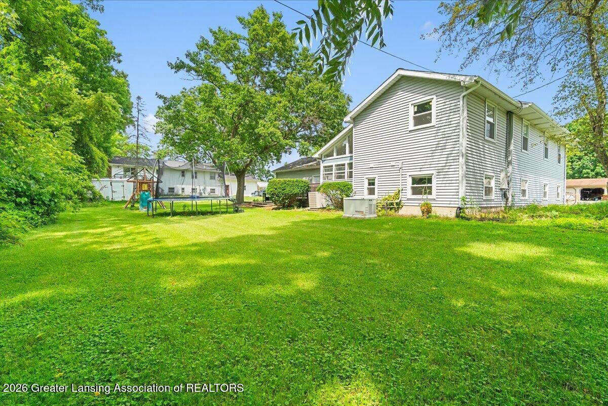 102 Wicklow Road Eaton Rapids, MI 48827 - Photo 39 of 42 38-Media Jett - 30
