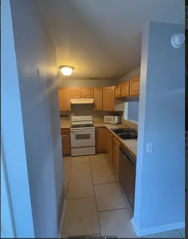 $2,250 | 234 Stefan Drive, Unit 4C, Charleston, SC 29412