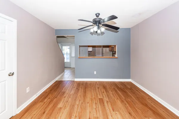 $1,975 | 234 Stefan Drive, Unit 4C, Charleston, SC 29412