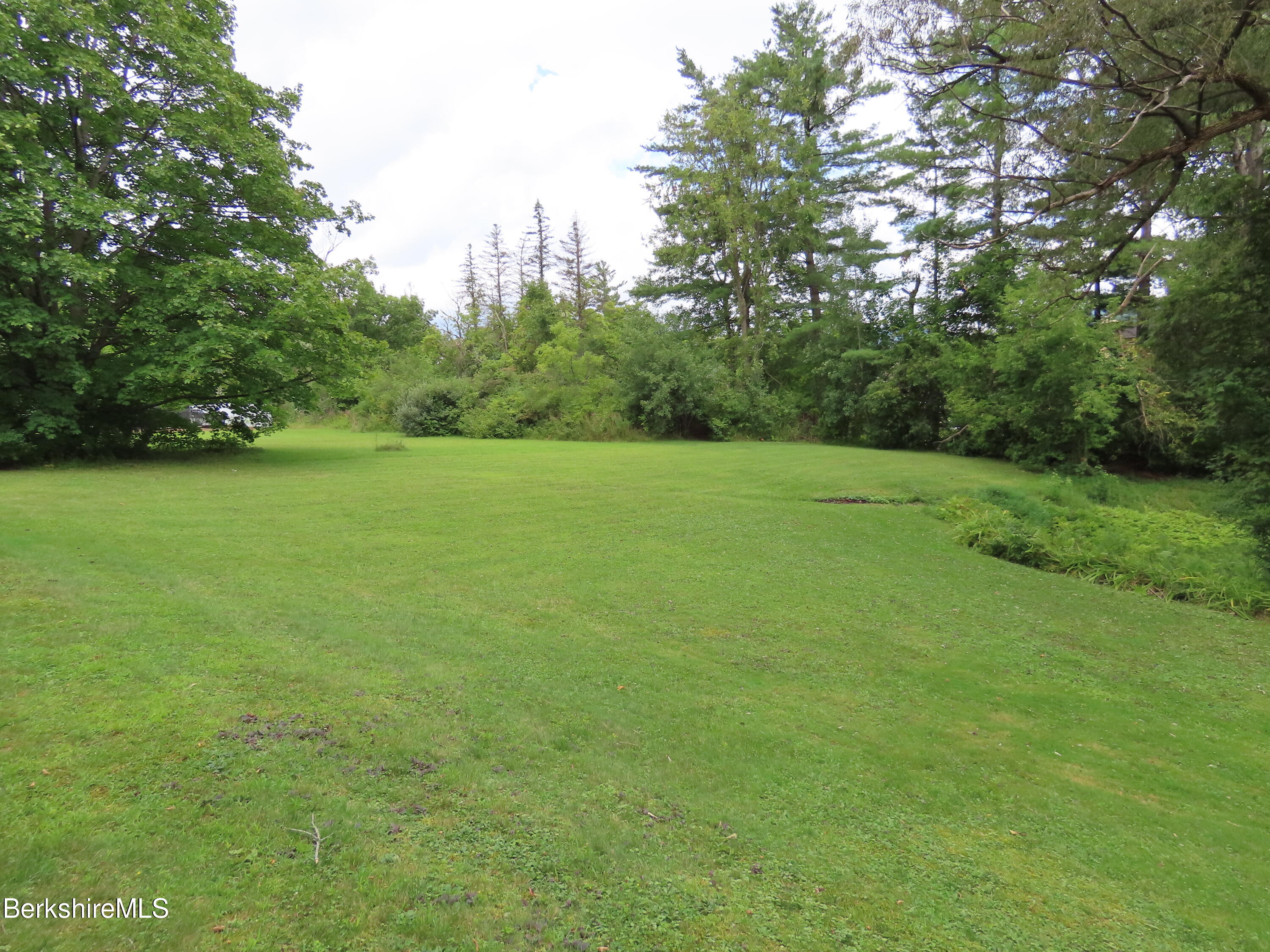 74 Cobble View Road Williamstown, MA 01267 - Photo 37 of 41 IMG_5631