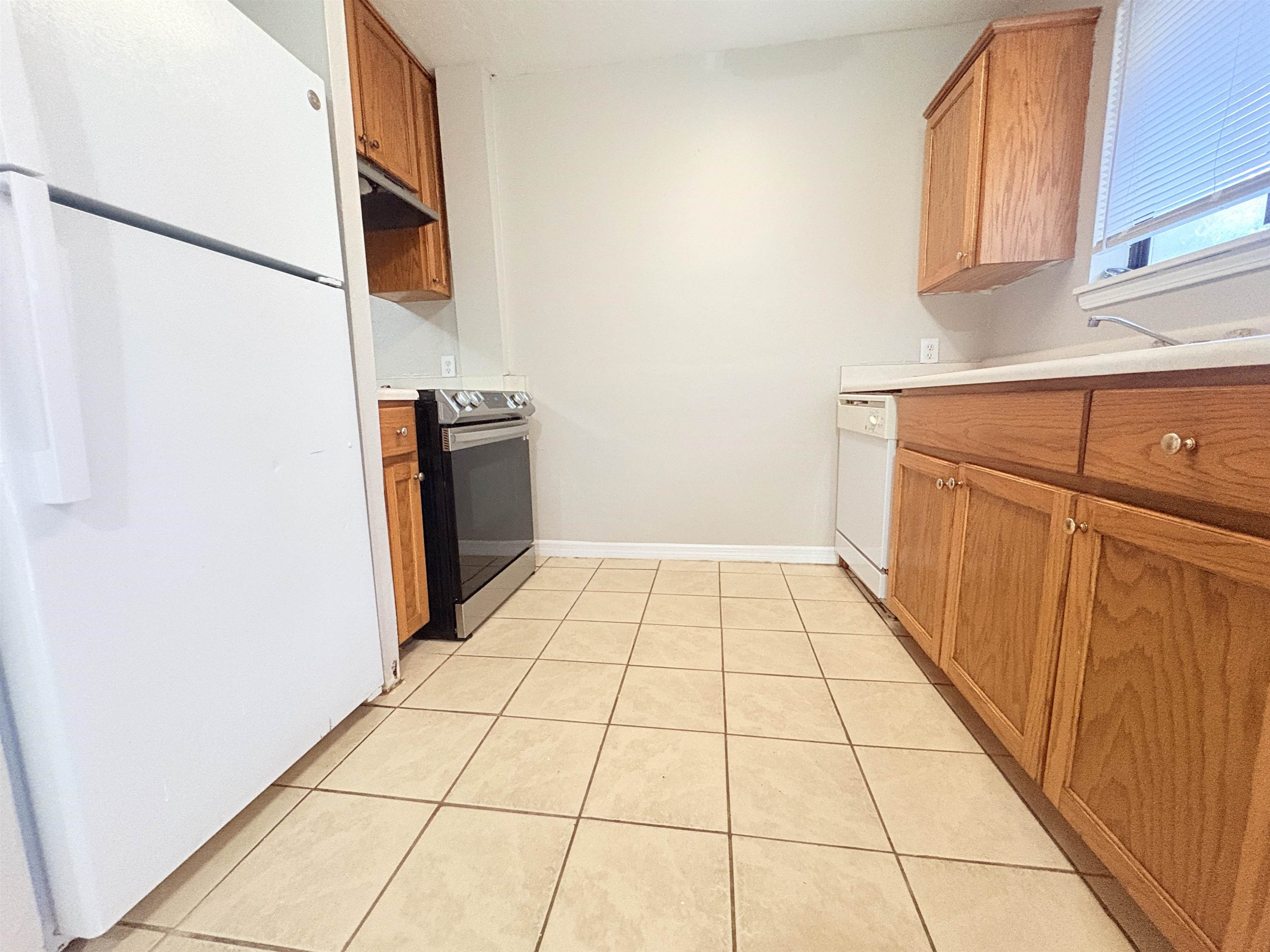 1007 Sutor Road, Unit D Tallahassee, FL 32311 - Photo 2 of 13