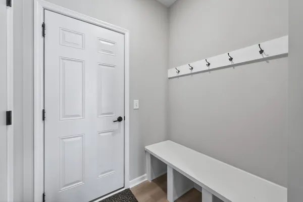 $425,000 | 9699 4th Street North, Lake Elmo, MN 55042