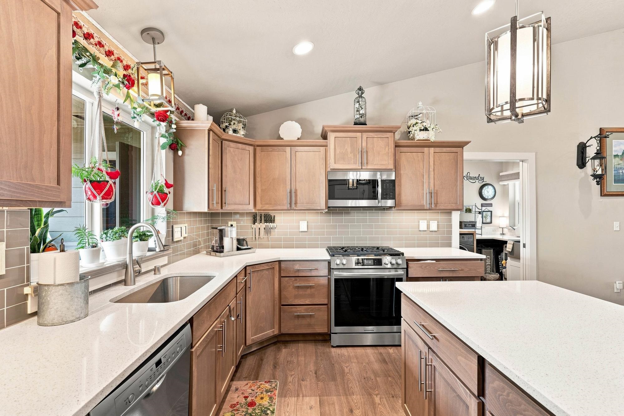 5529 North Radium Lane Spokane, WA 99217 - Photo 11 of 42 Gallery Image 11