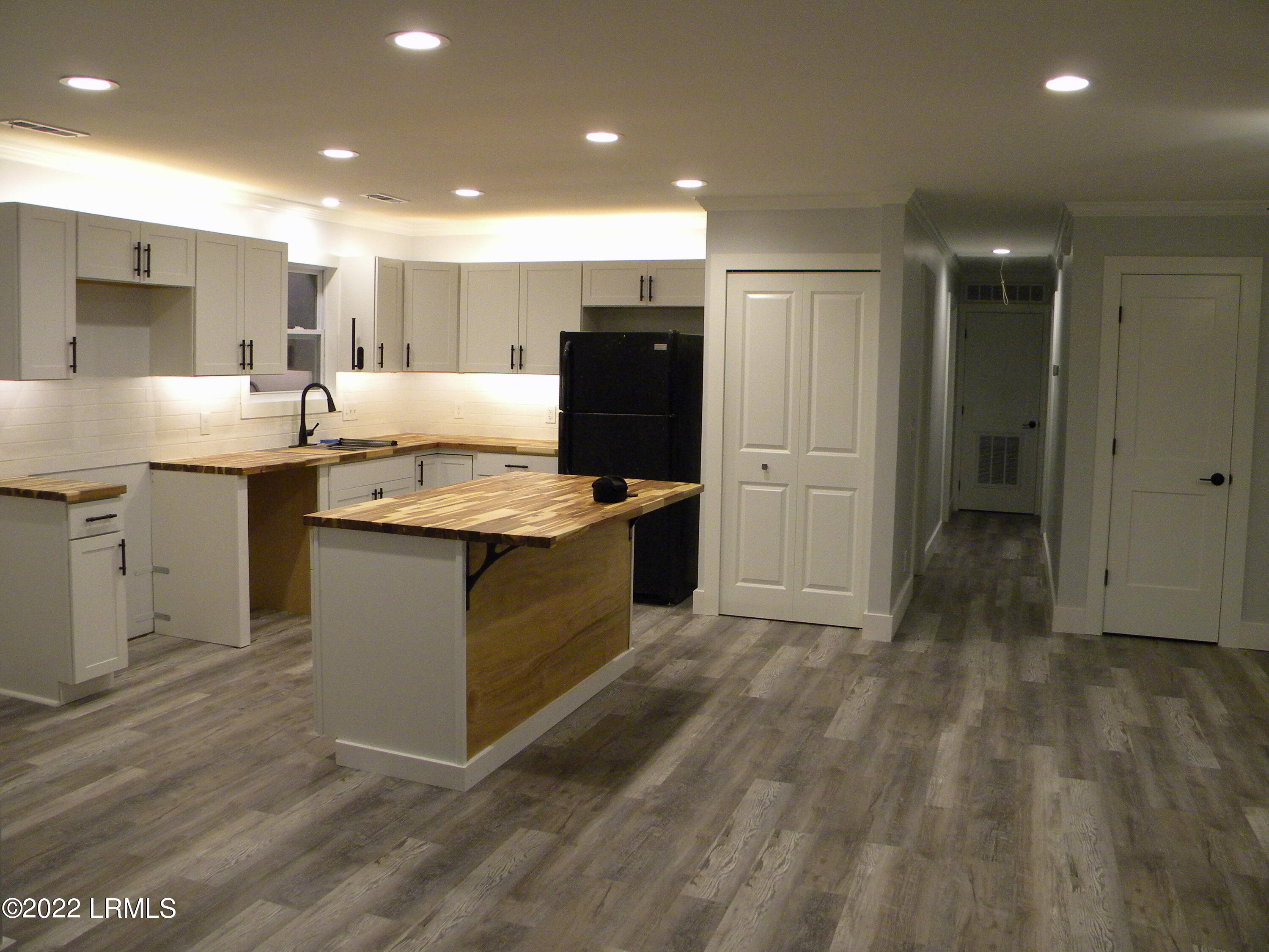 1486 Bees Creek Road Ridgeland, SC 29936 - Photo 9 of 23 DSCN6179