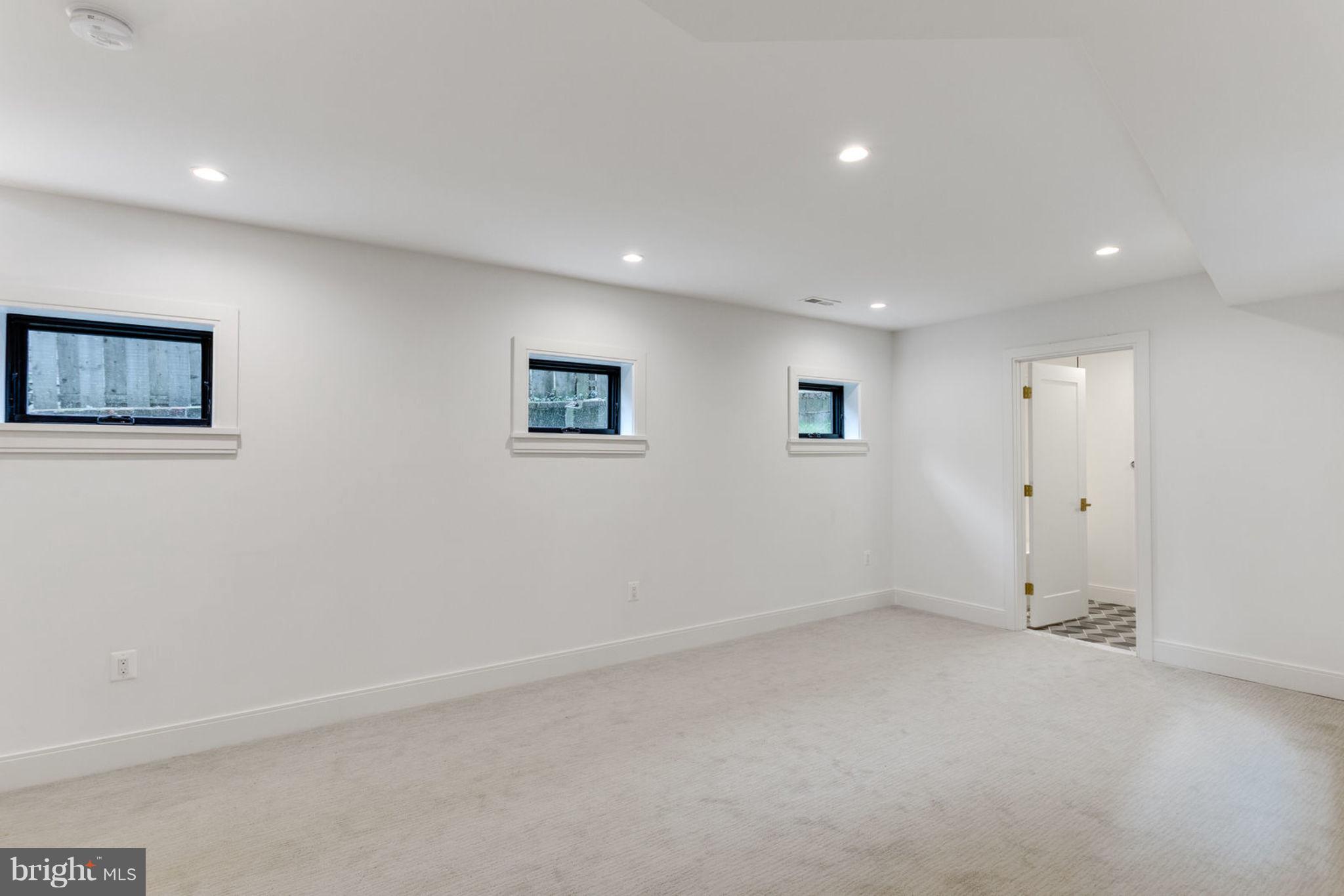2829 1st Road North Arlington, VA 22201 - Photo 61 of 69 Gallery Image 61