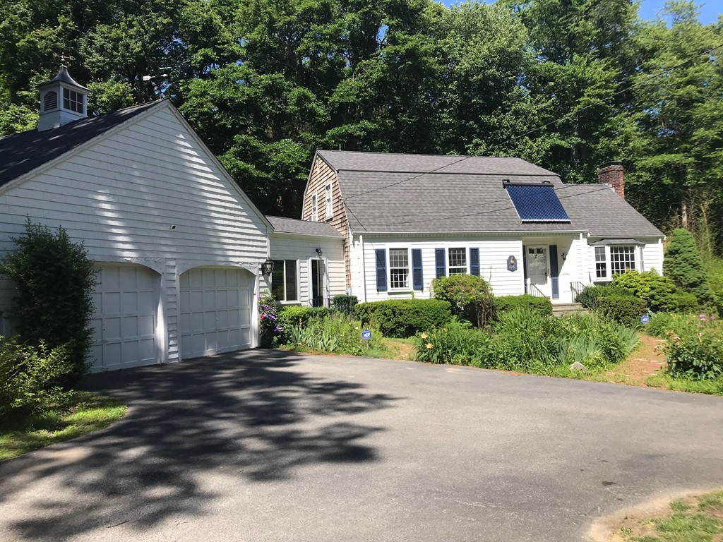 44 Border Street Scituate, MA 02066 - Photo 1 of 15 Gallery Image 1